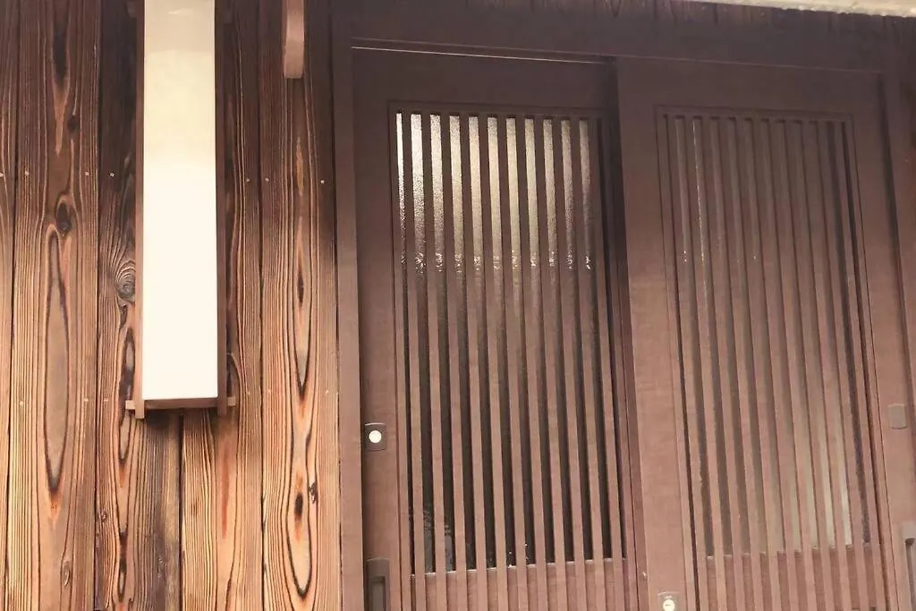 Tatil Evi 京町家香染 京都駅徒歩15分 バス停1分 地下鉄3分 鴨川3分 京都国立博物館三十三間堂すぐ